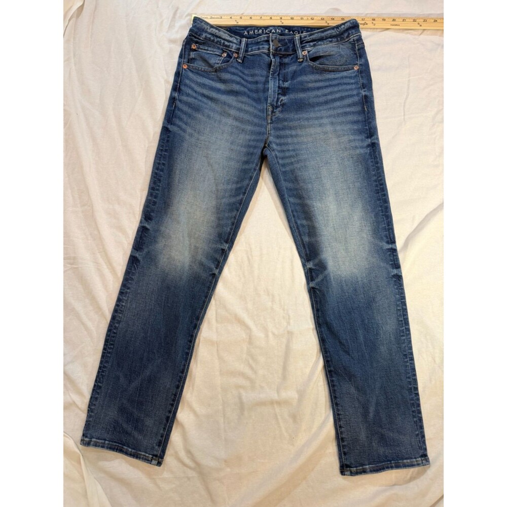 American Eagle Outfitters Men's Straight Jeans - Medium Blue Denim